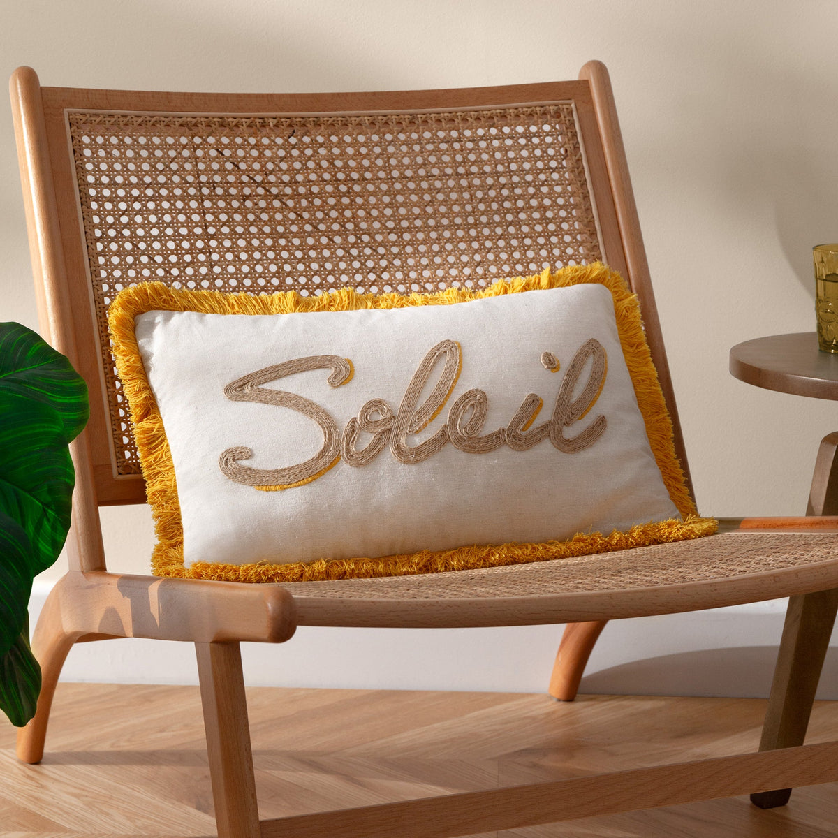 Cushions & Throws