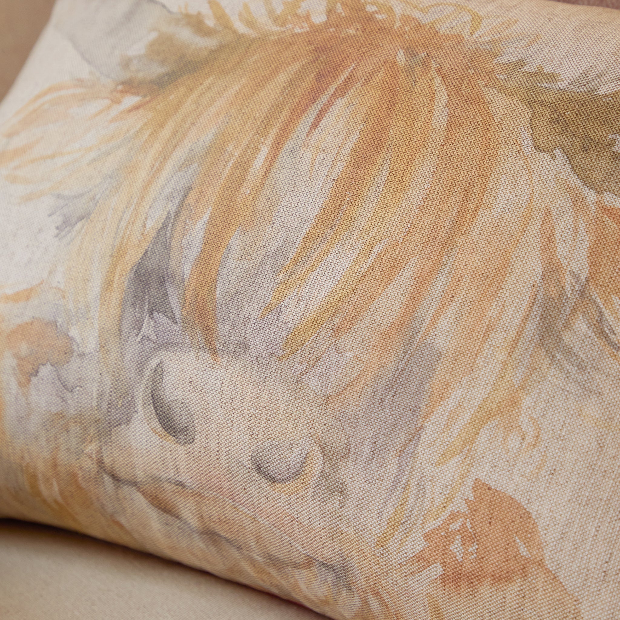 Aite Highland Cow Cushion
