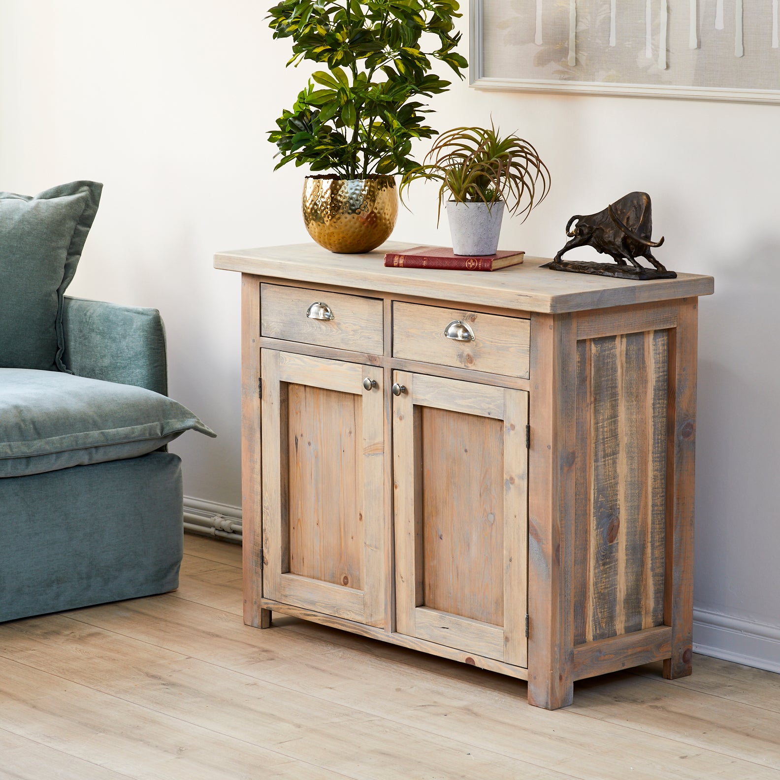 Indiana 2 Door Sideboard