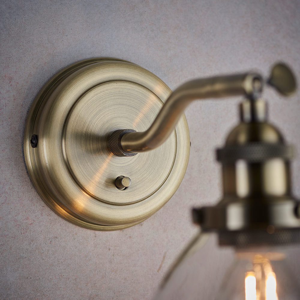 Brass Hanson Wall Light - Arighi Bianchi