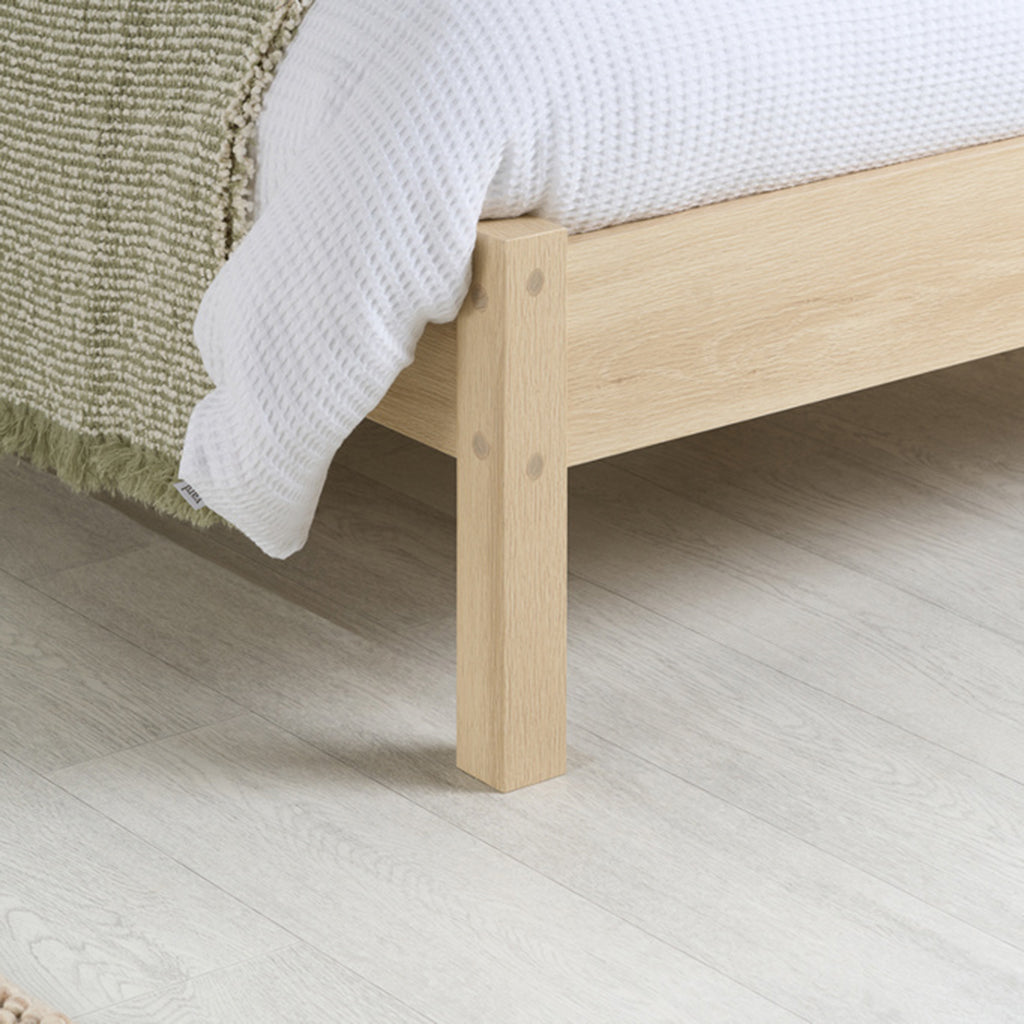 Challis Bed