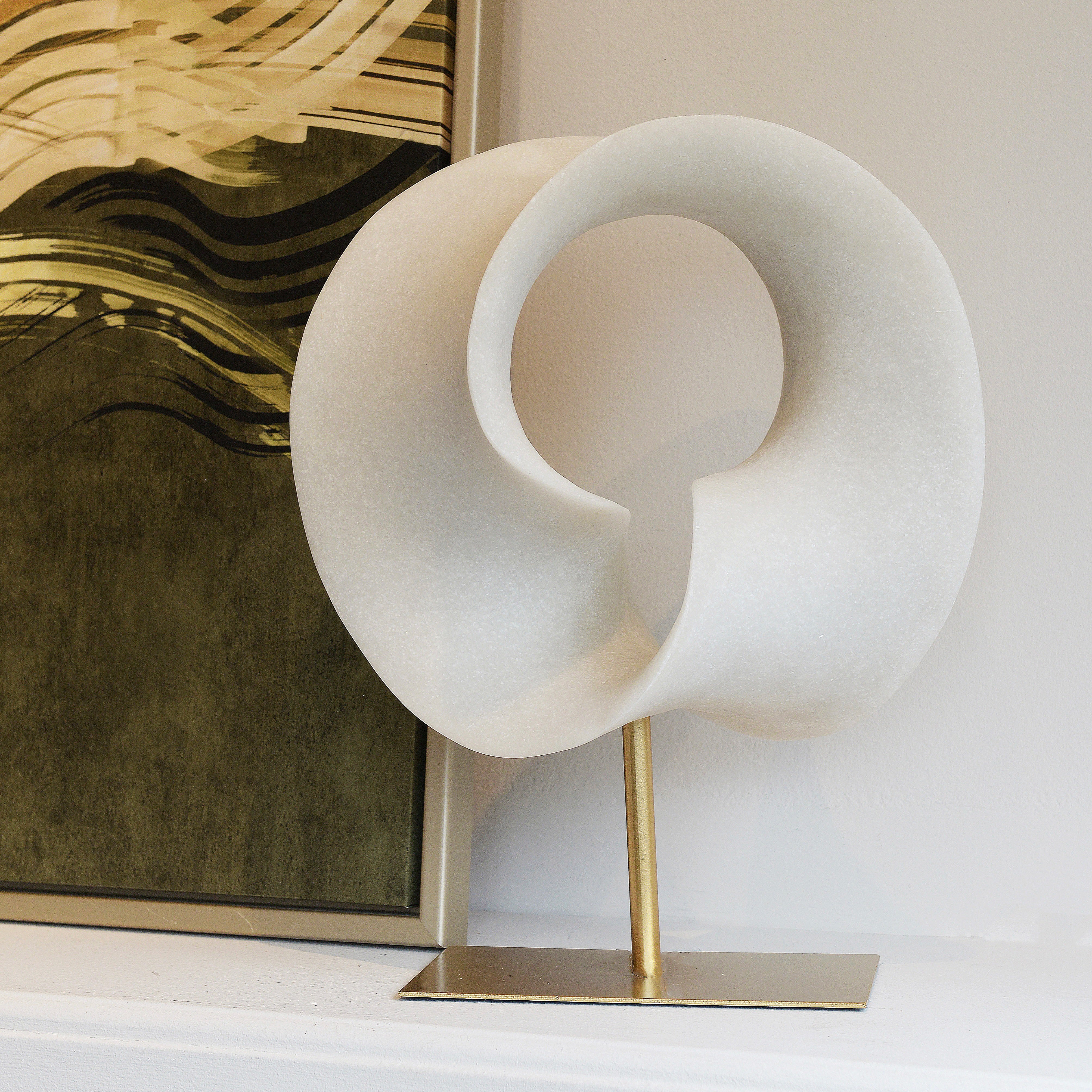 White Resin Twisted Hoop Ornament