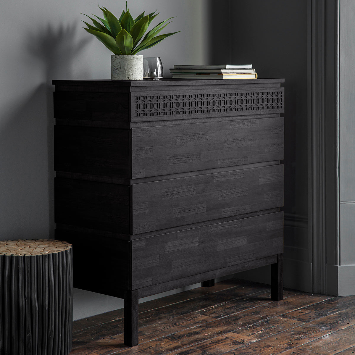 Akari 4 Drawer Chest