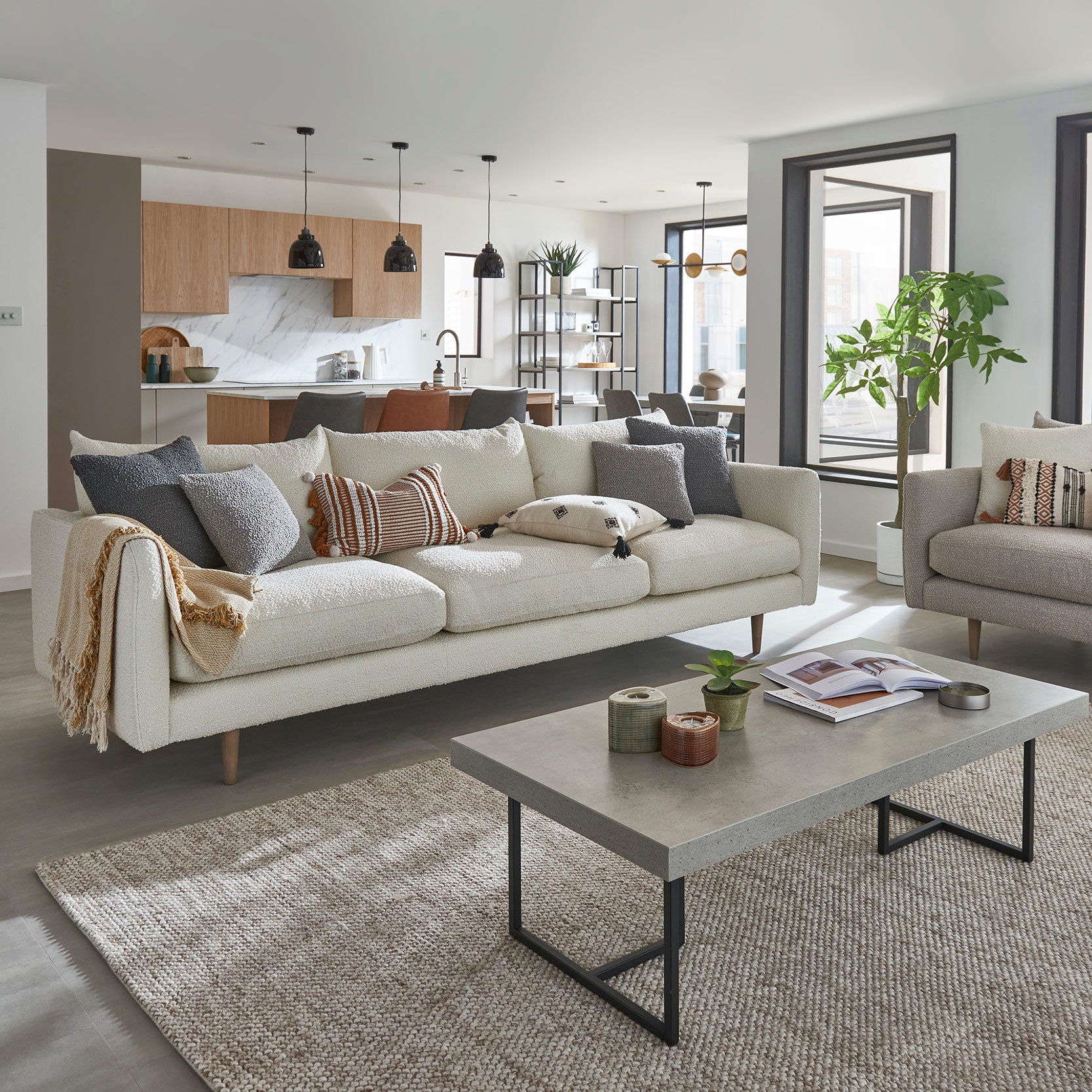 Bellano Sofa in Monza-Ivory