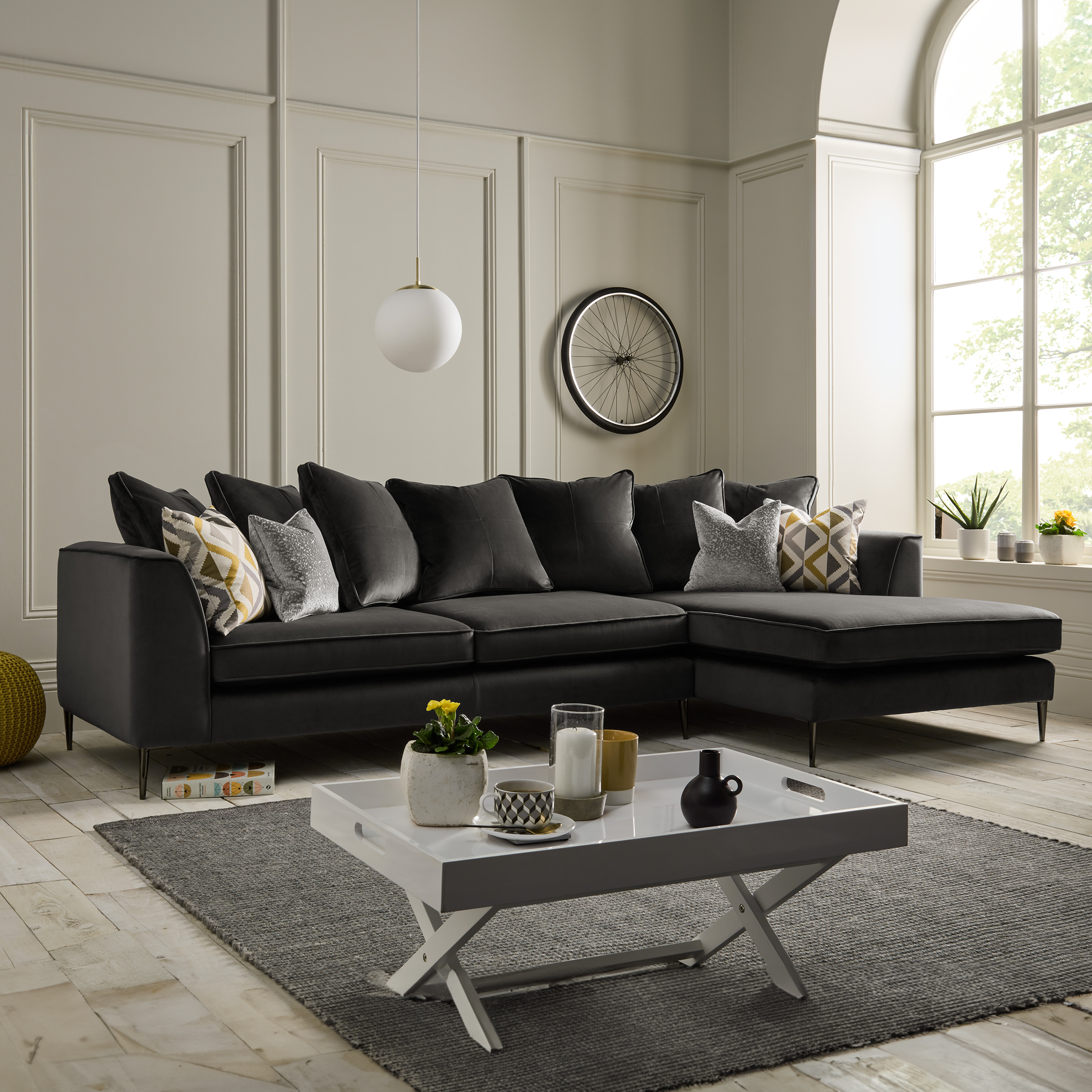 Purley Chaise Sofa in Plush-Slate