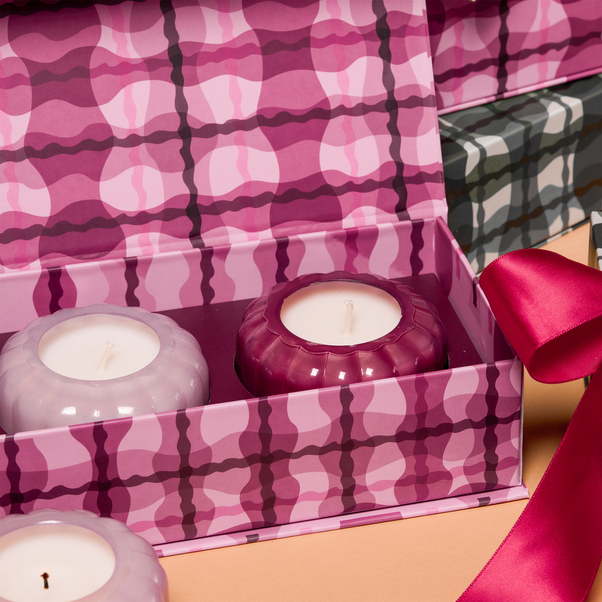 Set of 2 Ripple Berry Candle Gift Set