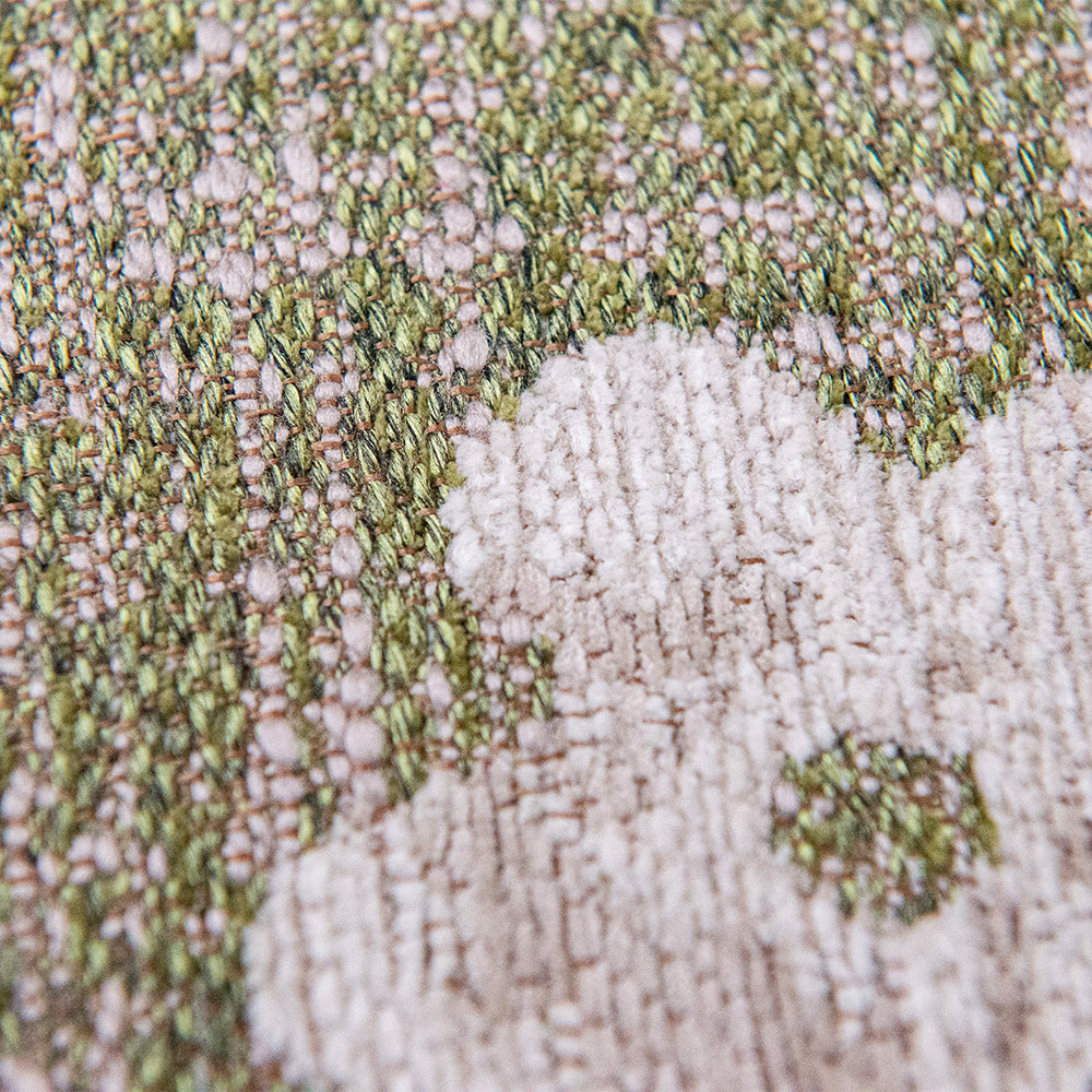 Sakura Circle Rug in Wet Garden