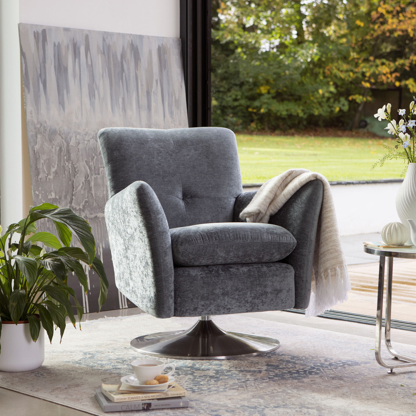 Parker Knoll Sawyer Swivel Chair – Arighi Bianchi