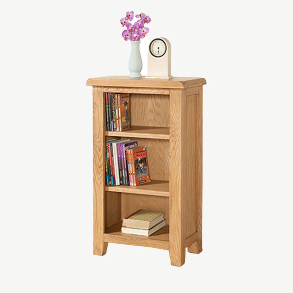 Solid wood small bookcase with three shelves in natural oak finish