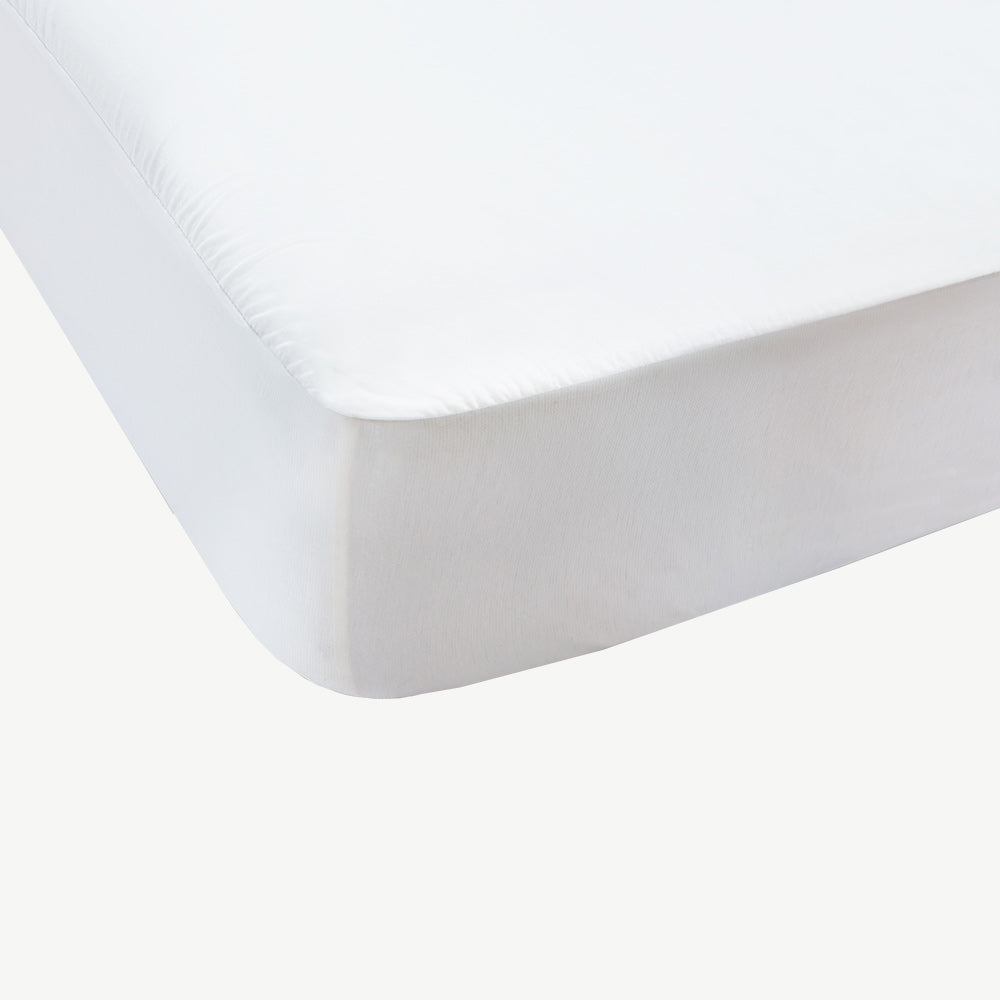 TEMPUR® Mattress Protector & Sheet in White