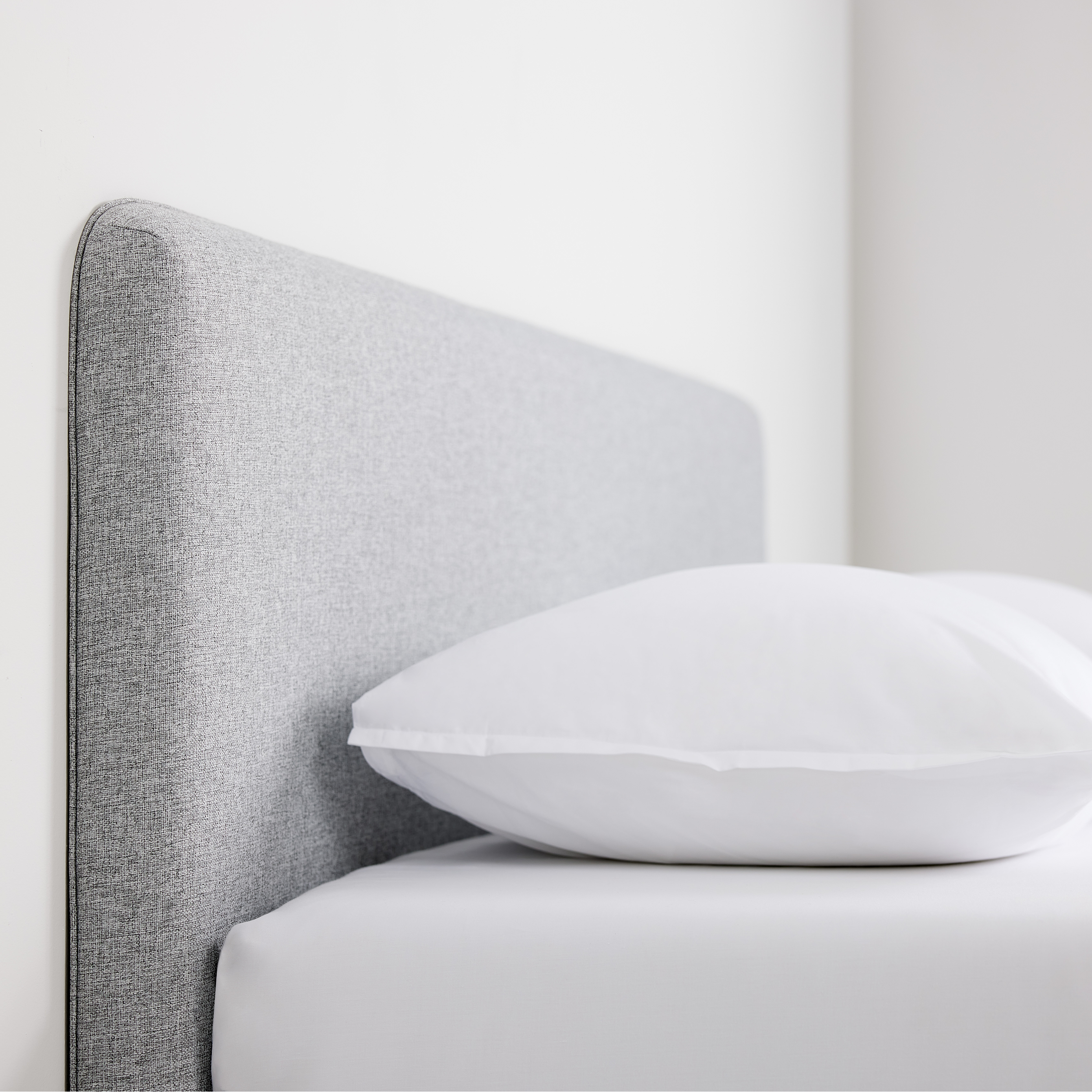 TEMPUR® Pro Luxe Medium Firm Mattress in Light Grey