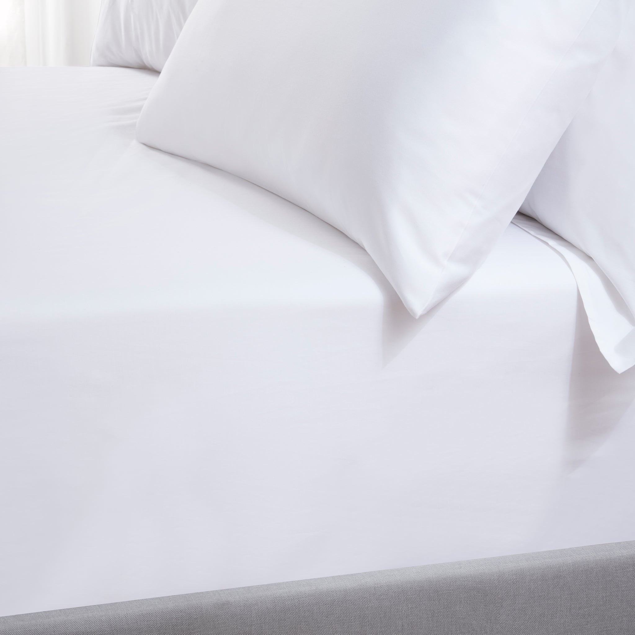 TLC 5 Star Hotel Concept: 250 TC Bed Linen Set in White