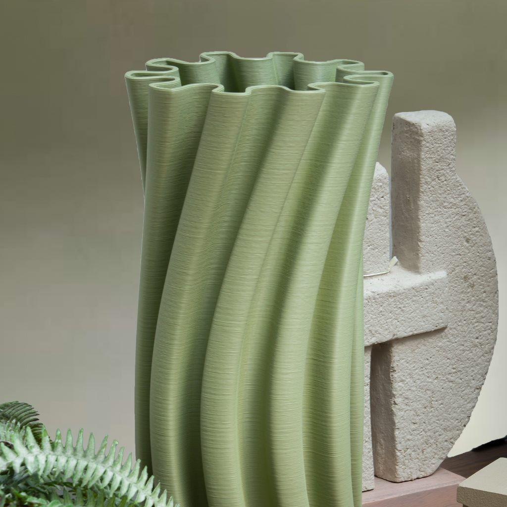 Twisted 3D Effect Printed Vase