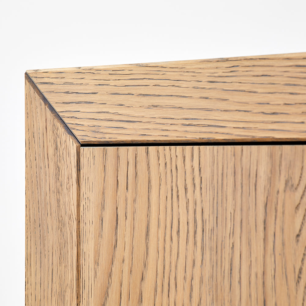 Varis 4 Door Sideboard in Varis Natural