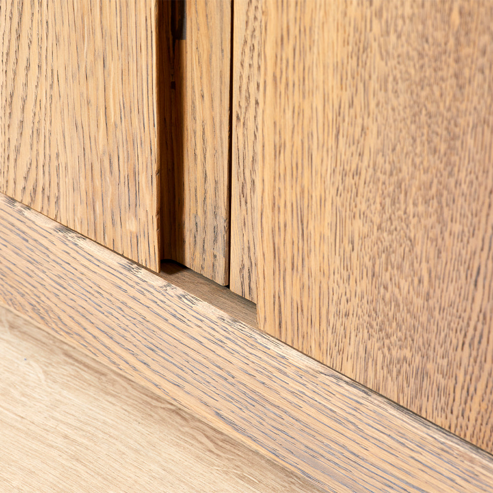 Varis 4 Door Sideboard in Varis Natural