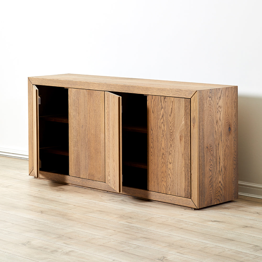 Varis 4 Door Sideboard in Varis Natural