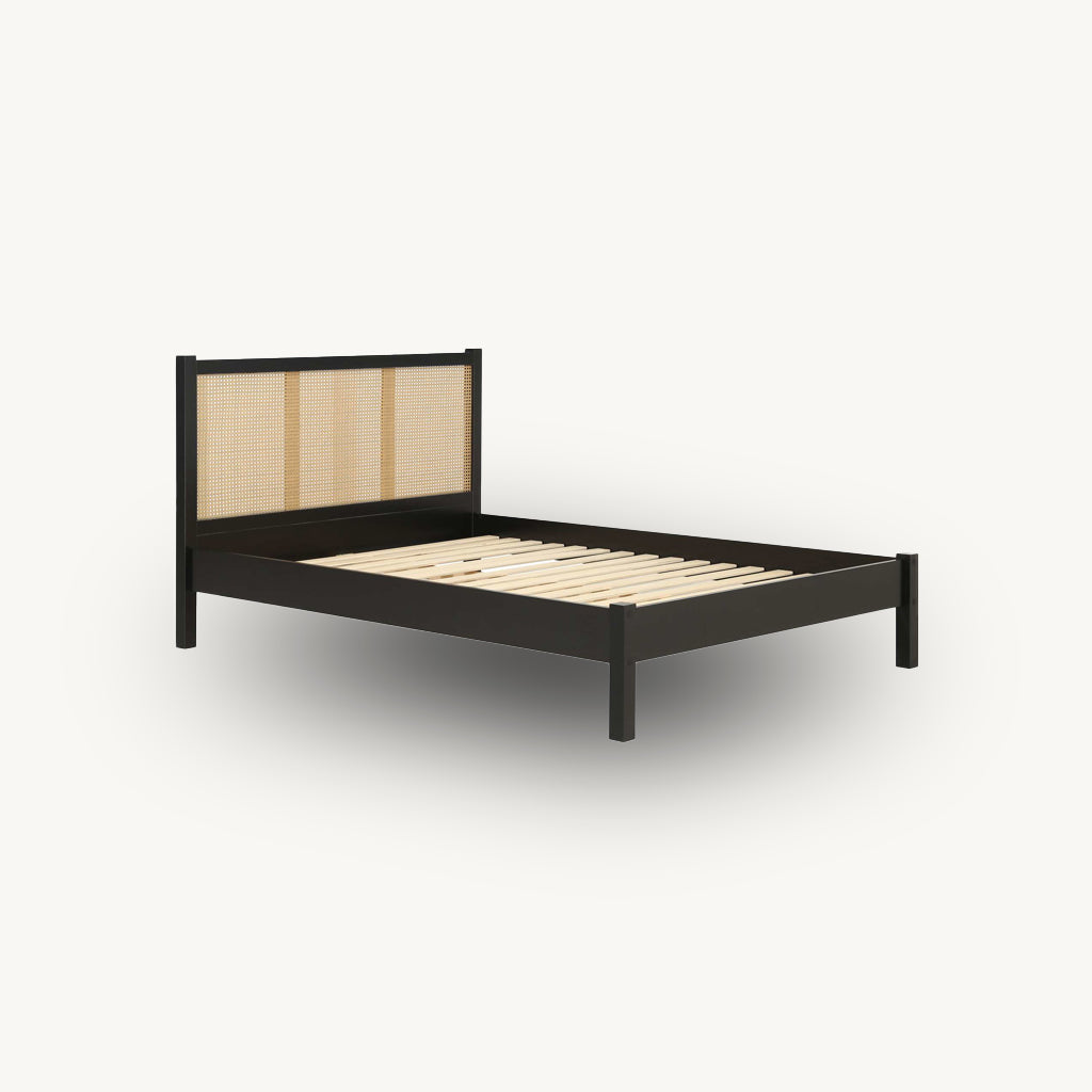 Washington Rattan Bed