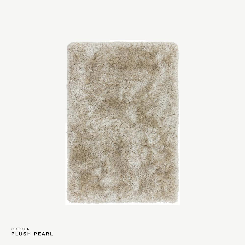 Plush Rug Light in Plush Pearl