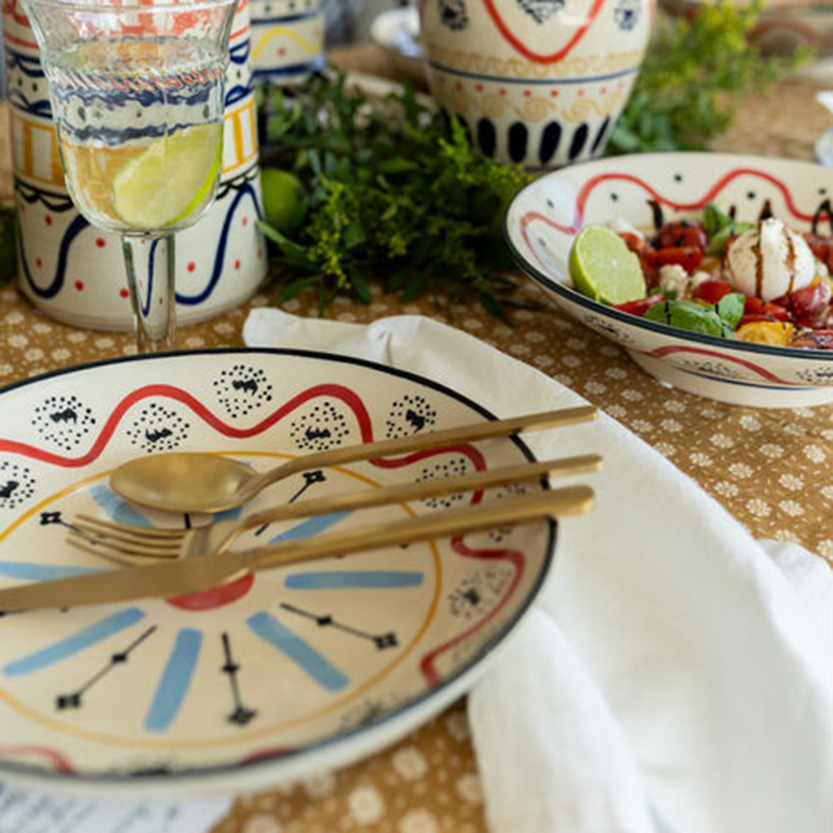 Stylish Summer Entertaining Products – Indoors or Alfresco