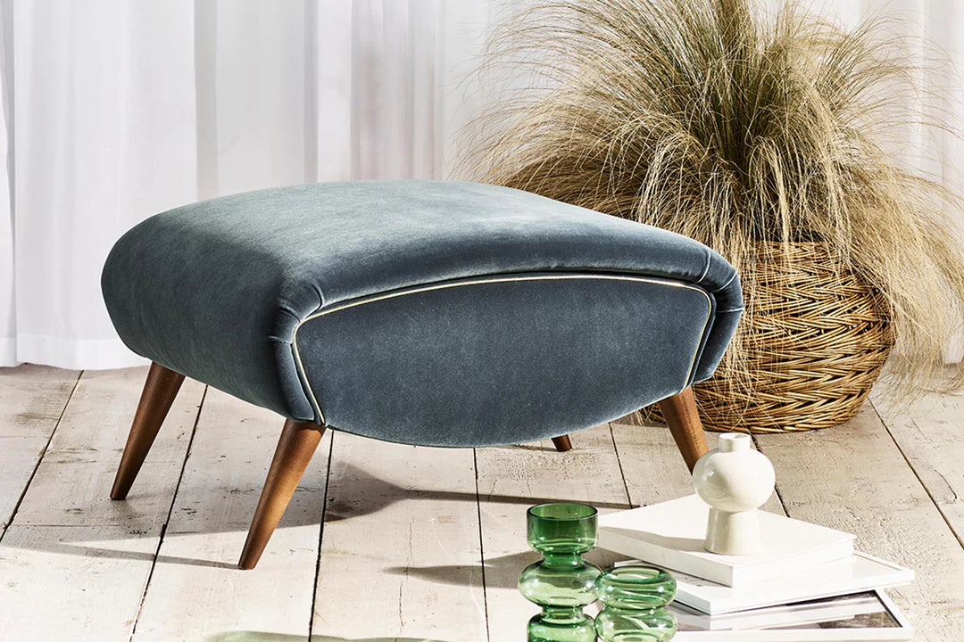 Fitz stool Alexander & James Easter Decor