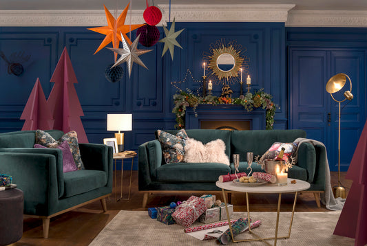 6 Festive Ways to Decorate Your Home this Christmas