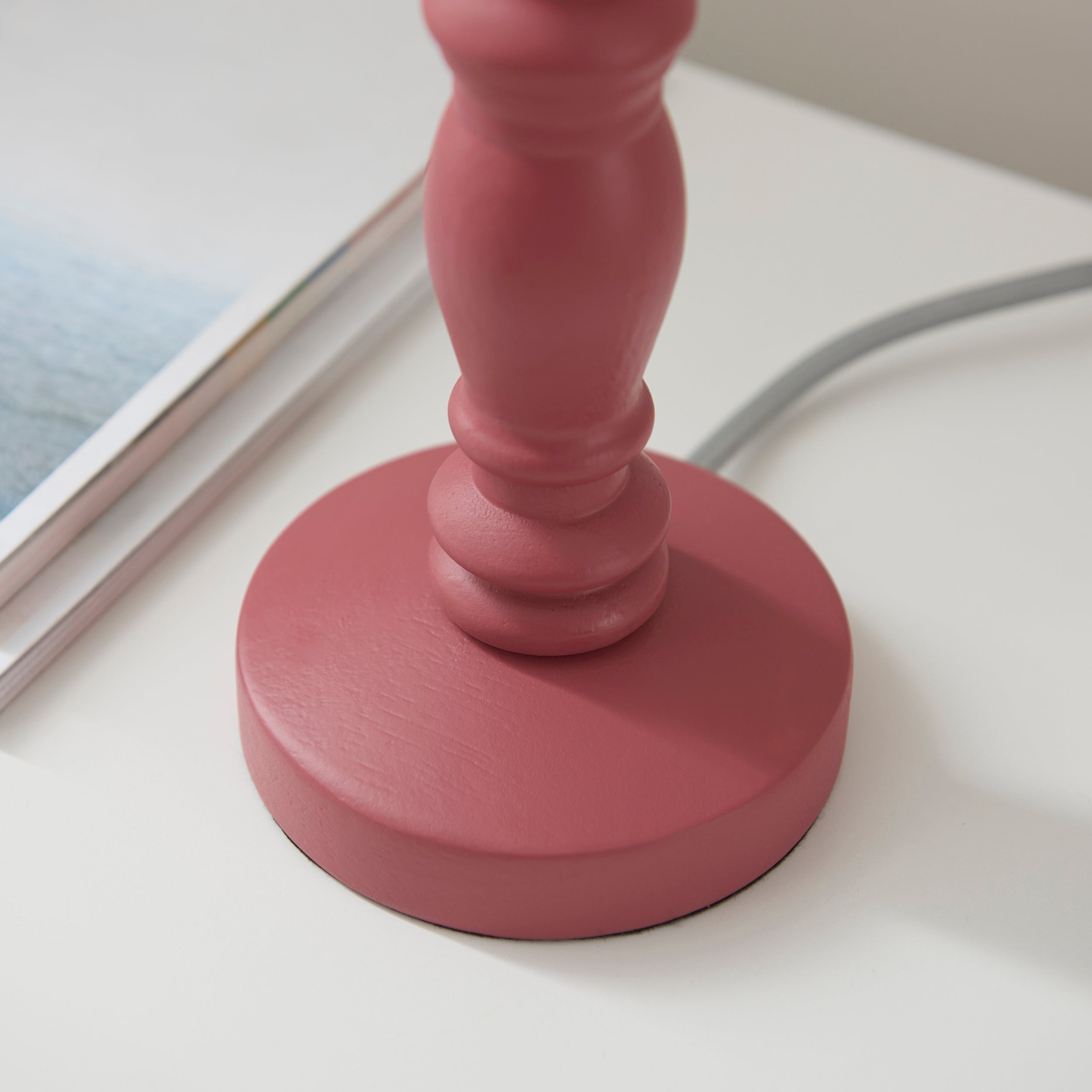Ville Ikat Table Lamp