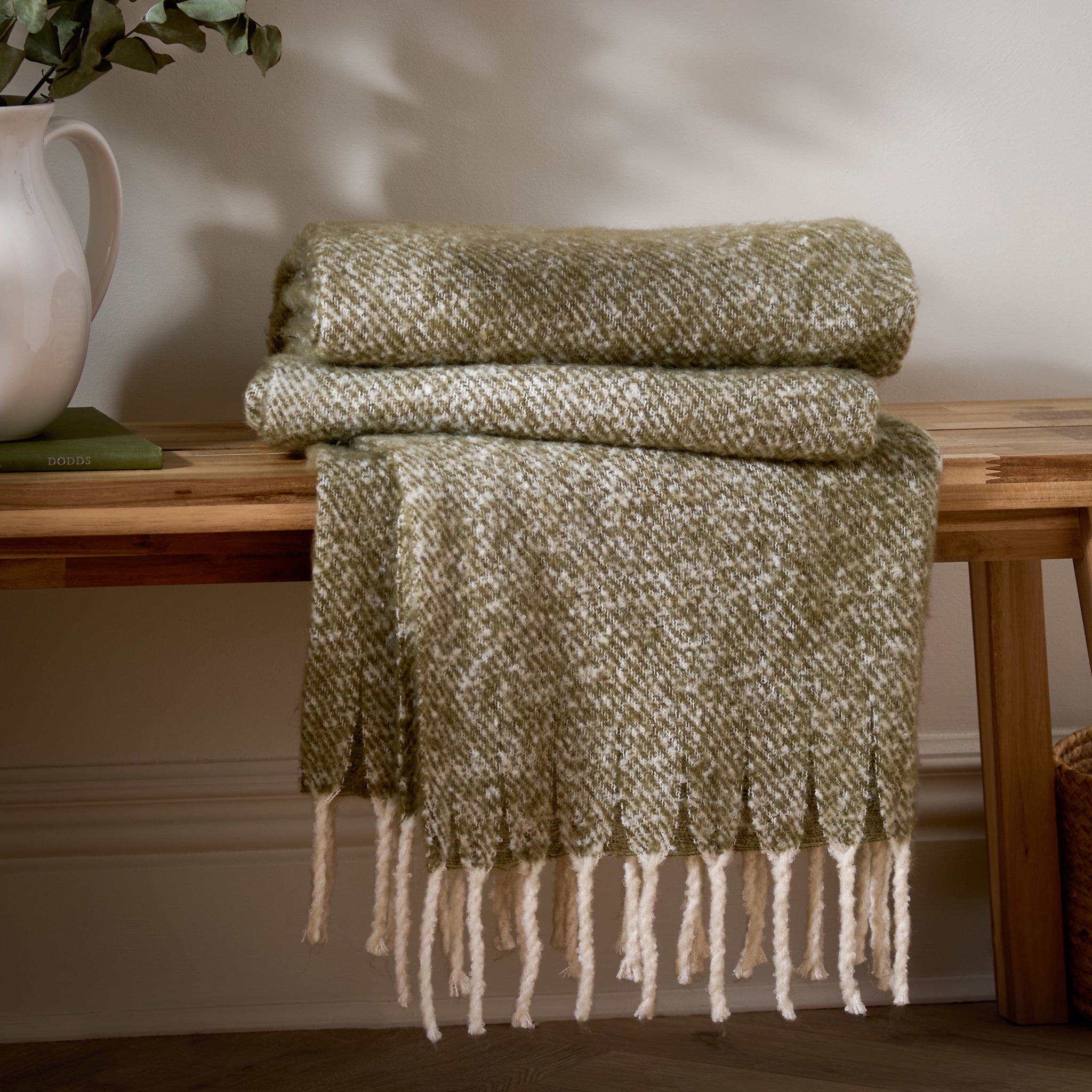 Altair Woven Tasselled Throw