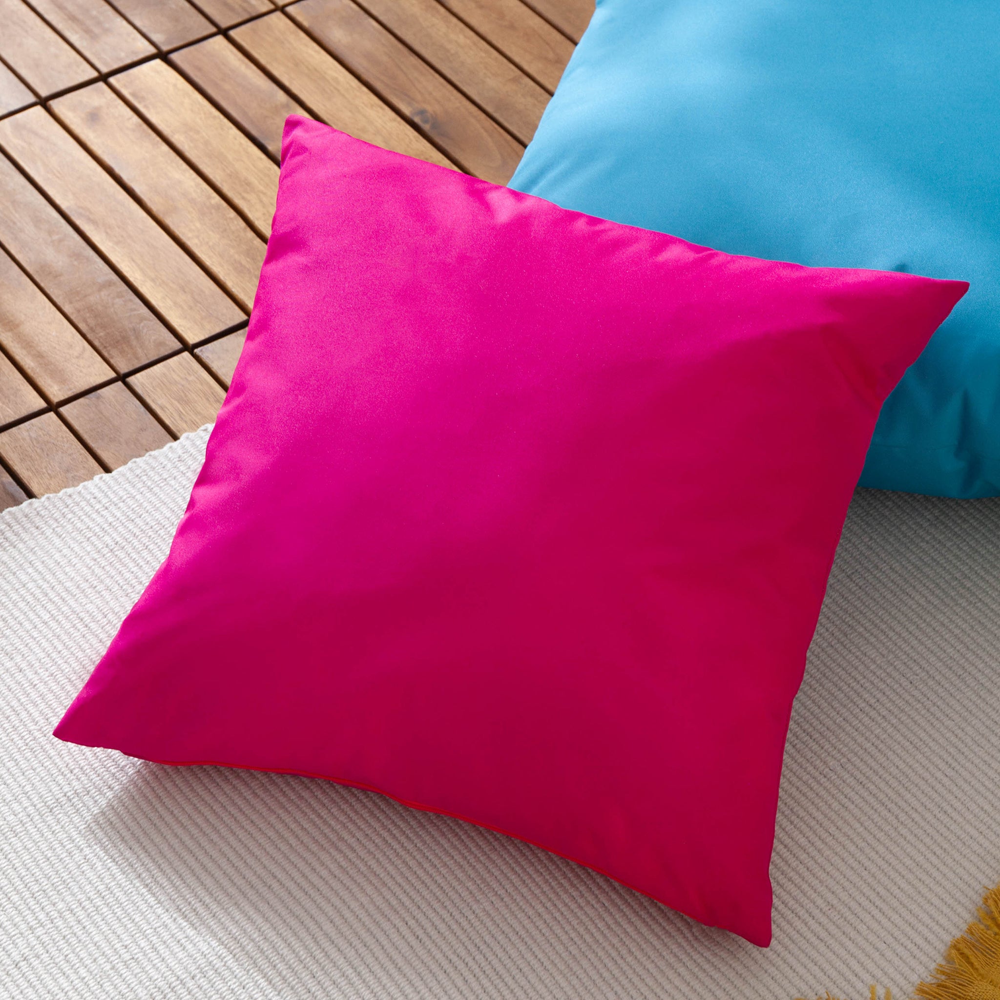 Hubble Outdoor Cushion in Pink
