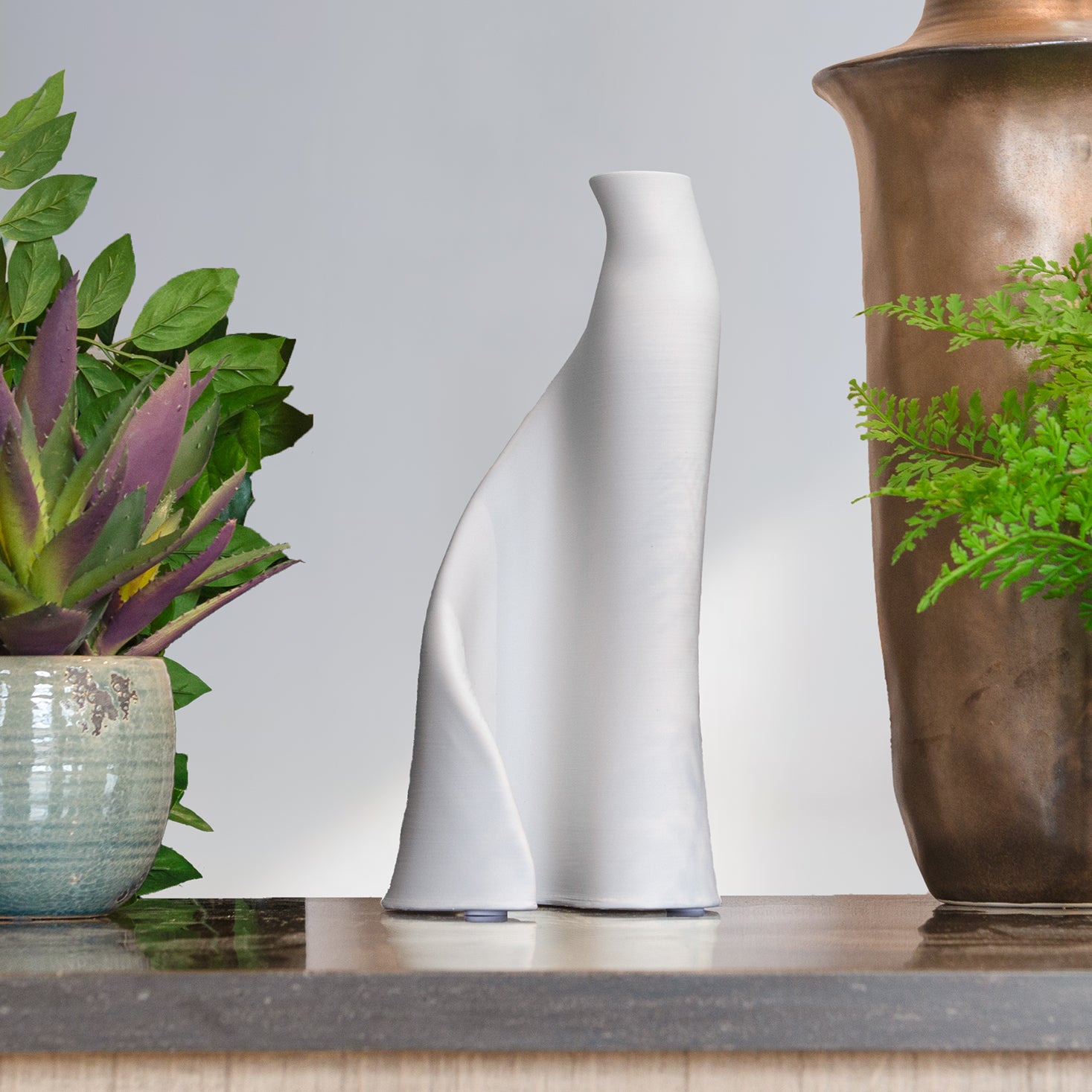 Large White 3D Effect Printed Vase