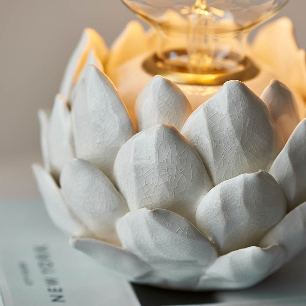 Inge Artichoke Table Lamp
