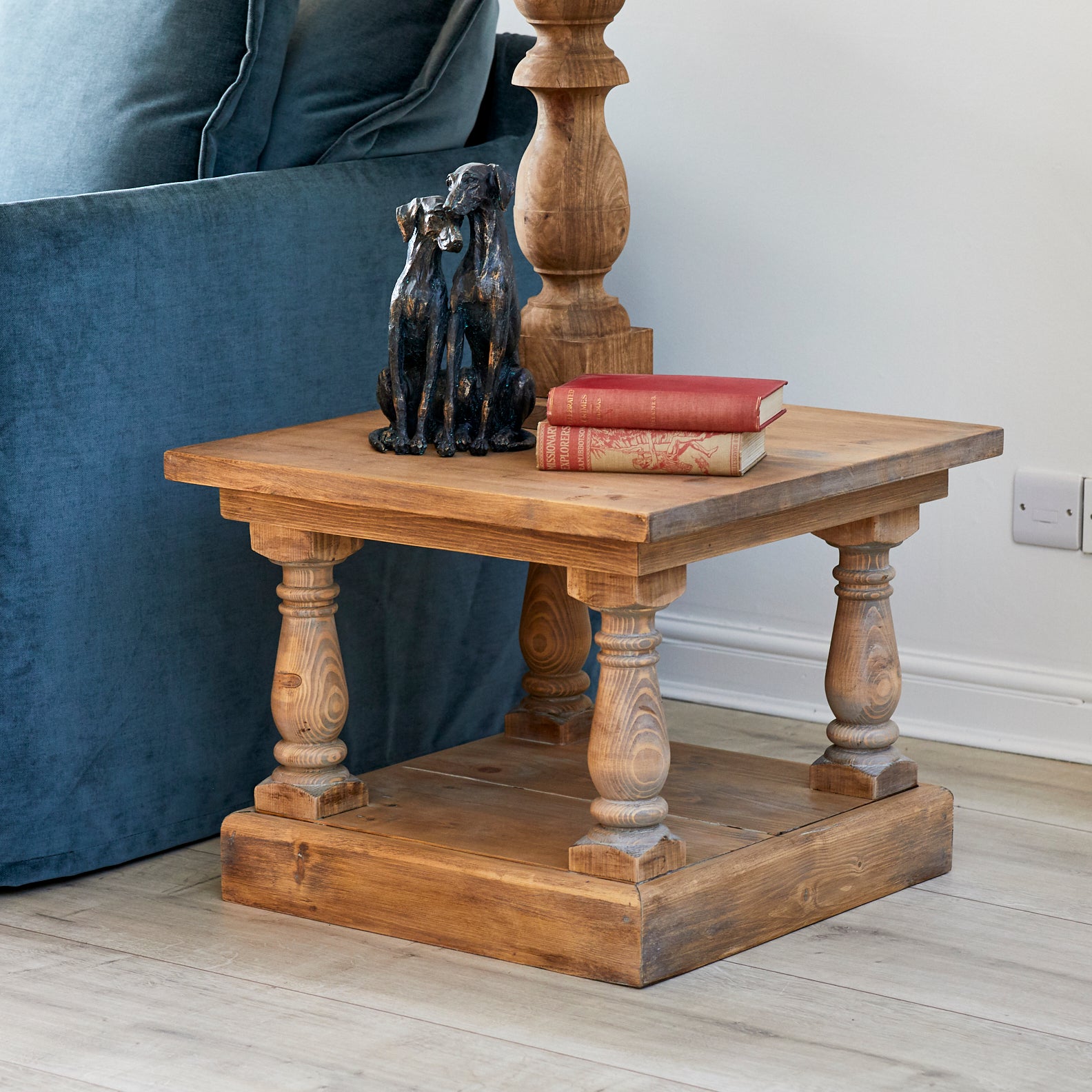 Roslyn Lamp Table