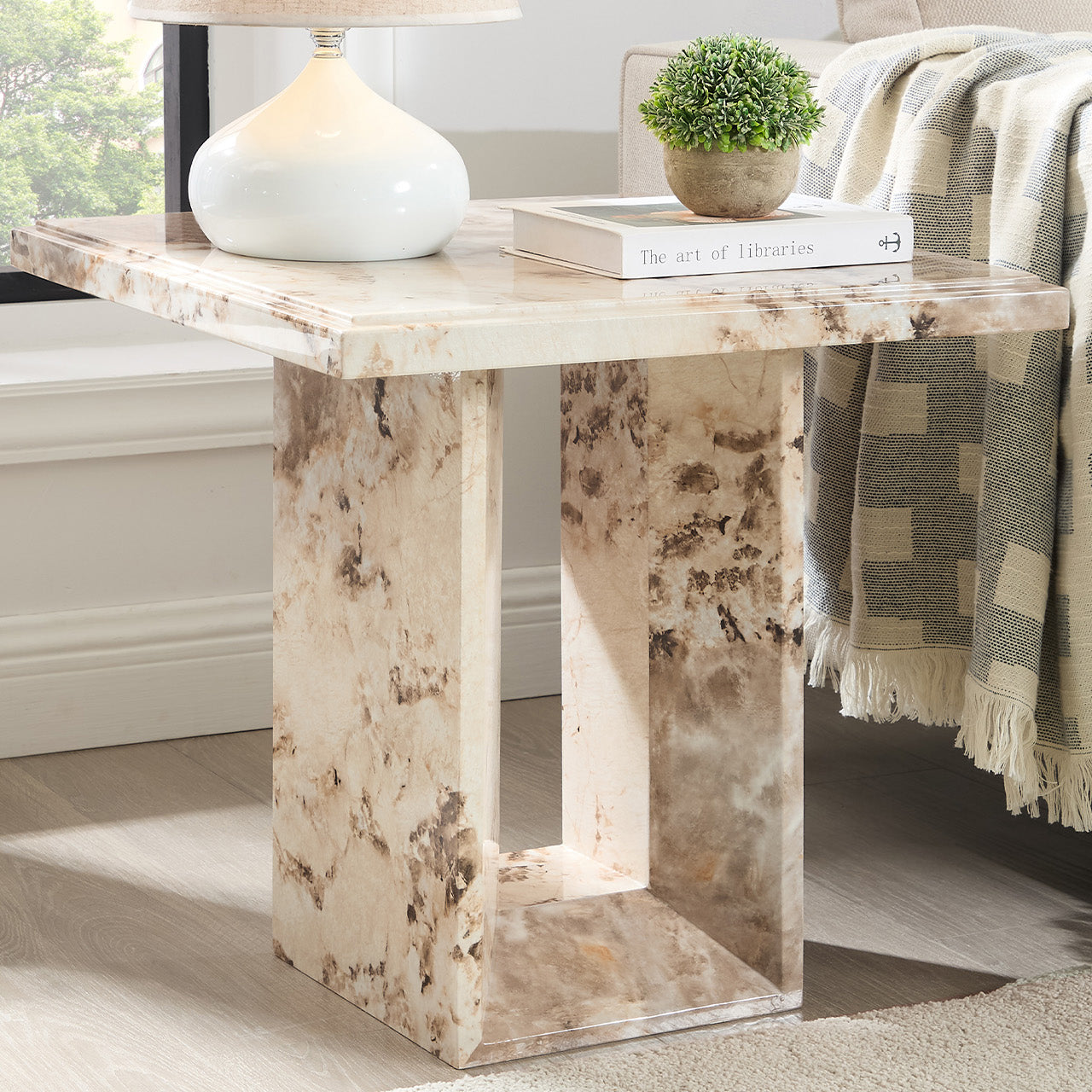 Aria Lamp Table