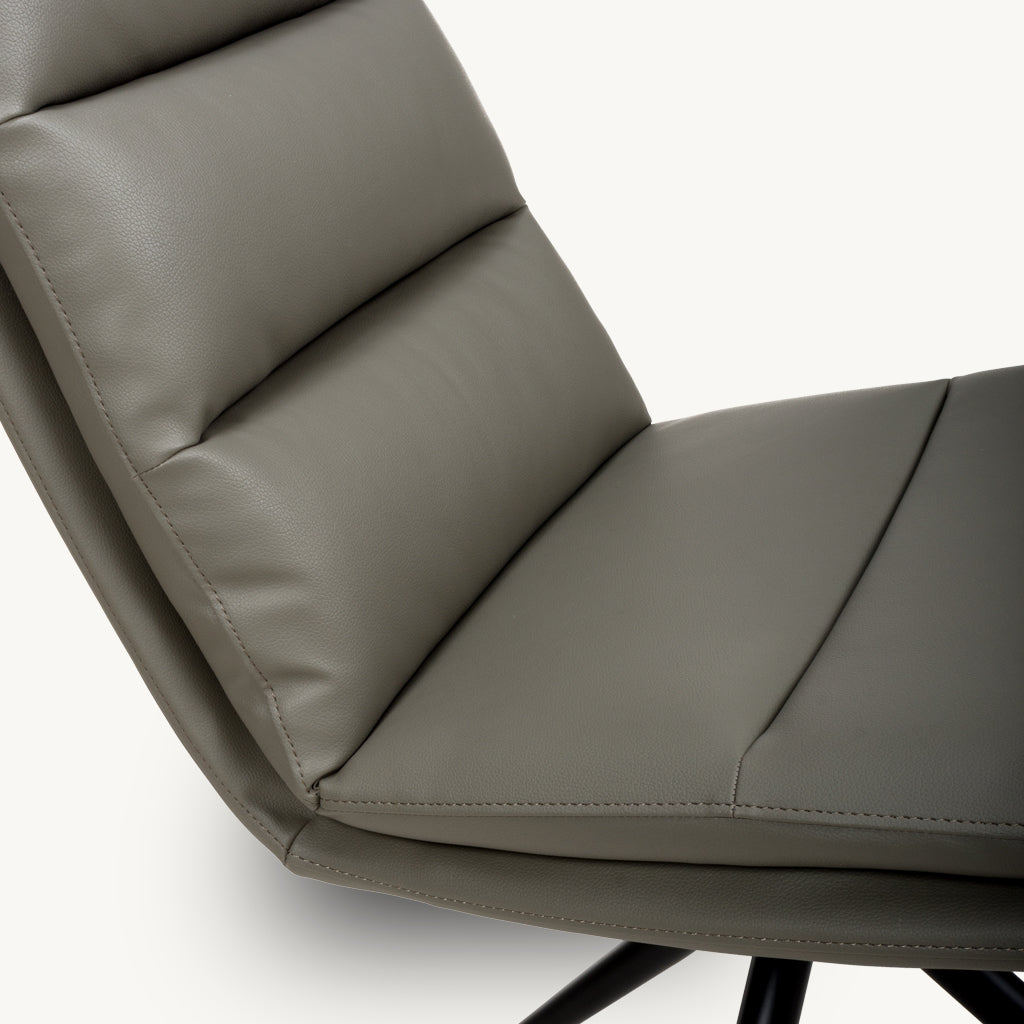 Bay Ridge Swivel Chair