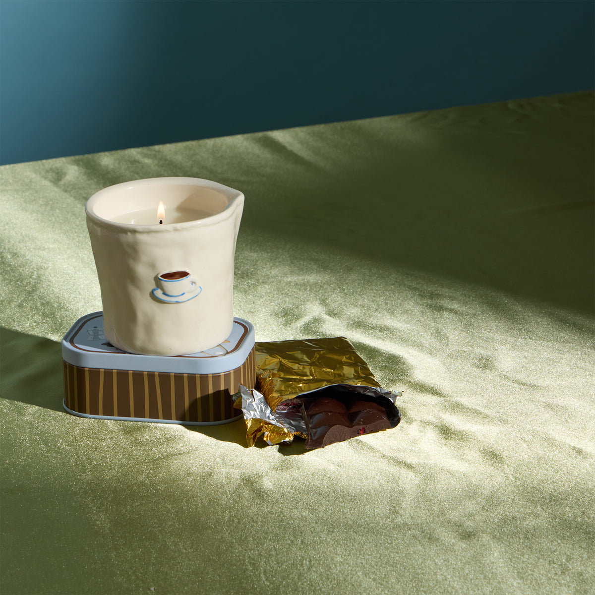Bistro Cappuccino Ceramic Soy Candle