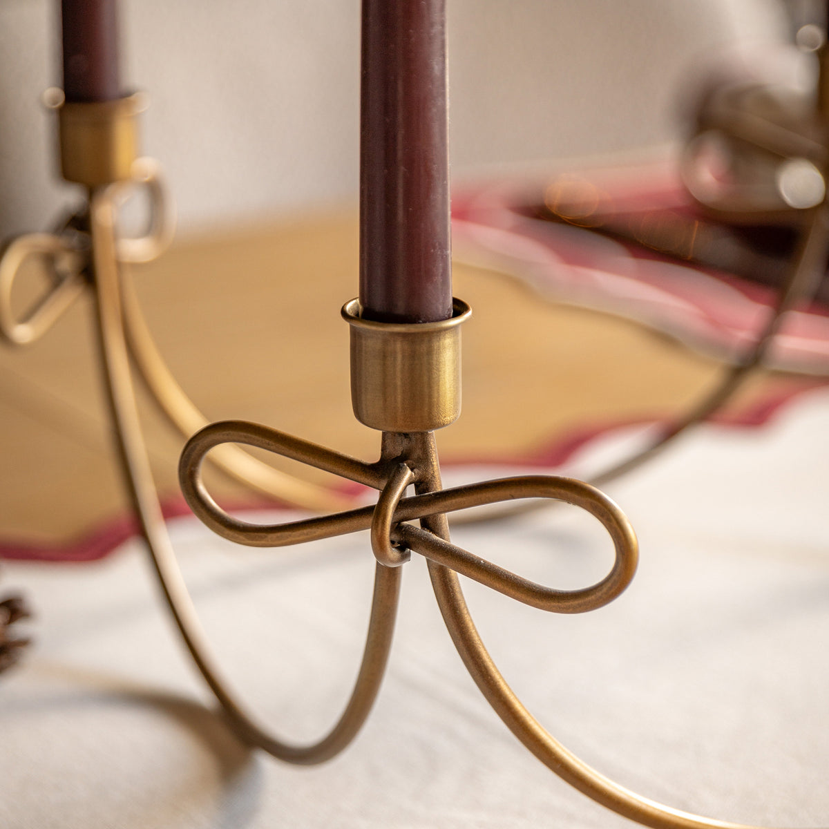 Metal Bow Candle Holder Centrepiece