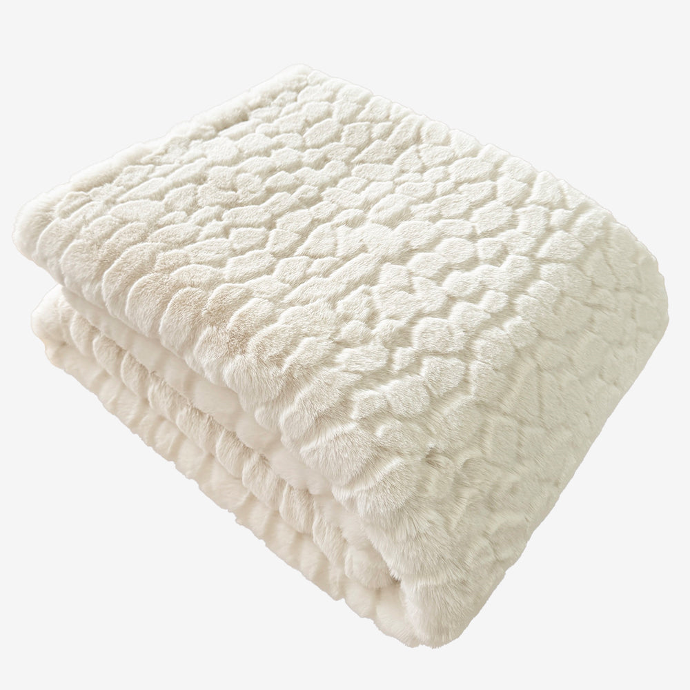 Camberwell Throw in Ivory Cloud