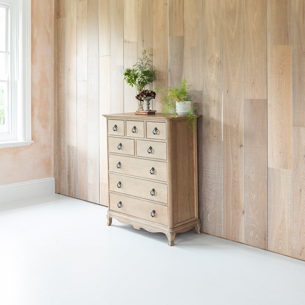Solid oak 8 drawer chest in soft antique finish
