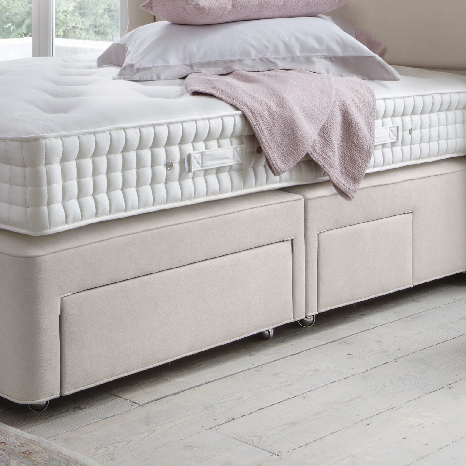 Hypnos Cavendish Mattress and Divan Set