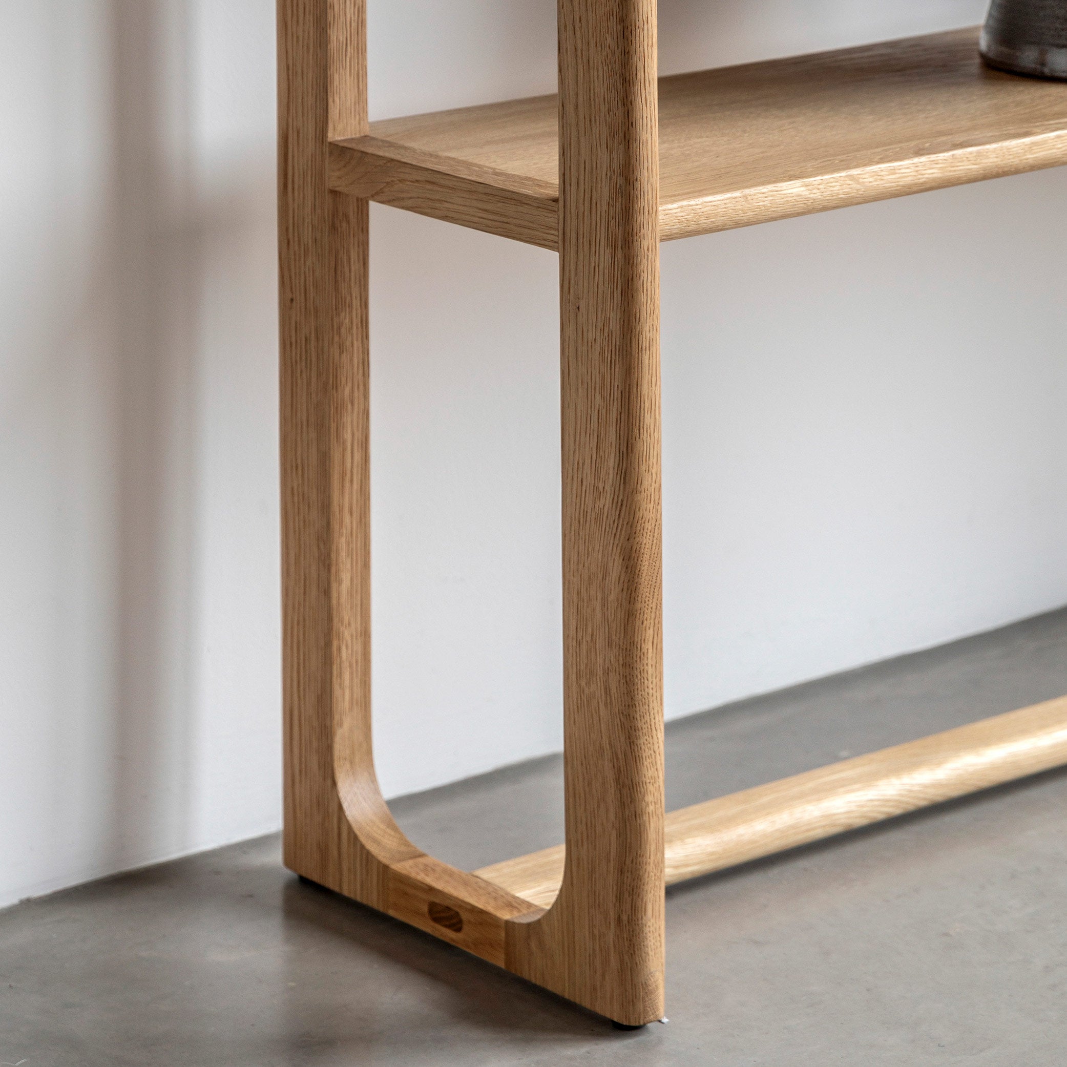 Elegant oak veneer console table in natural finish