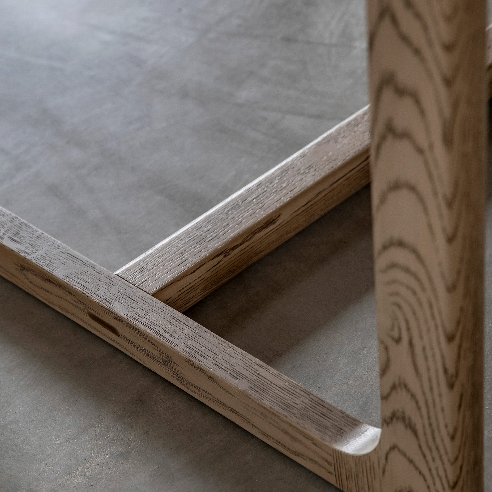 Oak veneer extending dining table in smoked oak finish