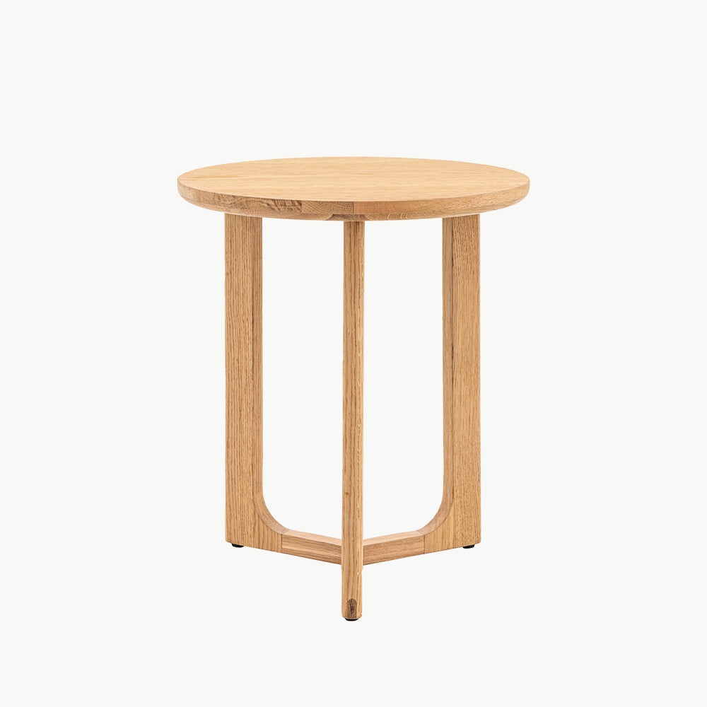 Oak veneer side table in natural finish