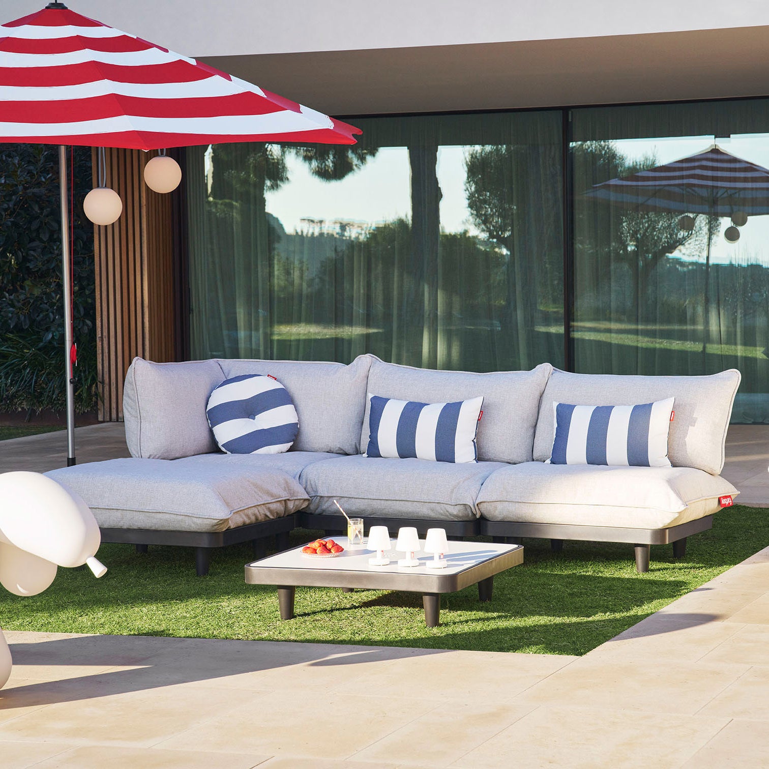 Paletti Corner Lounge Chair in Light Grey