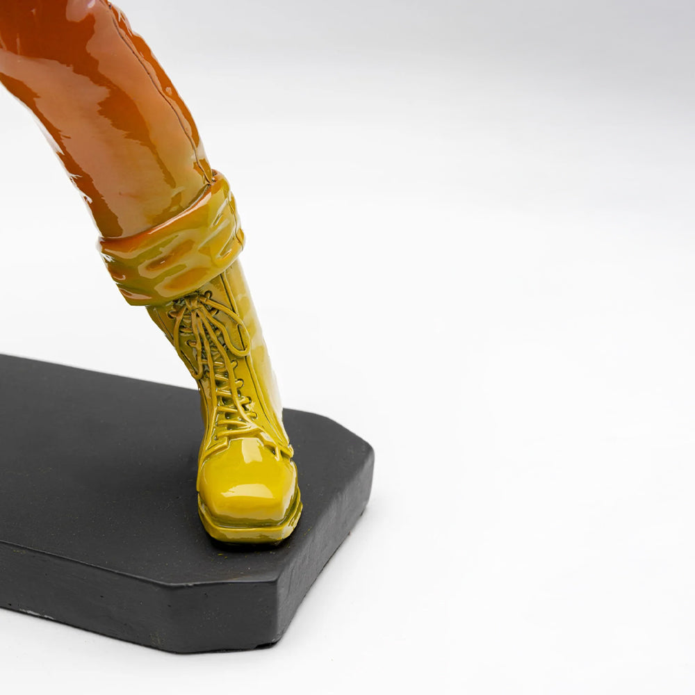 Deco Street Art Rainbow Figurine