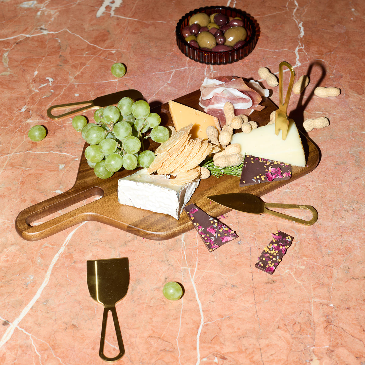 The Garth Cheeseboard and Gold Metal Knife Set