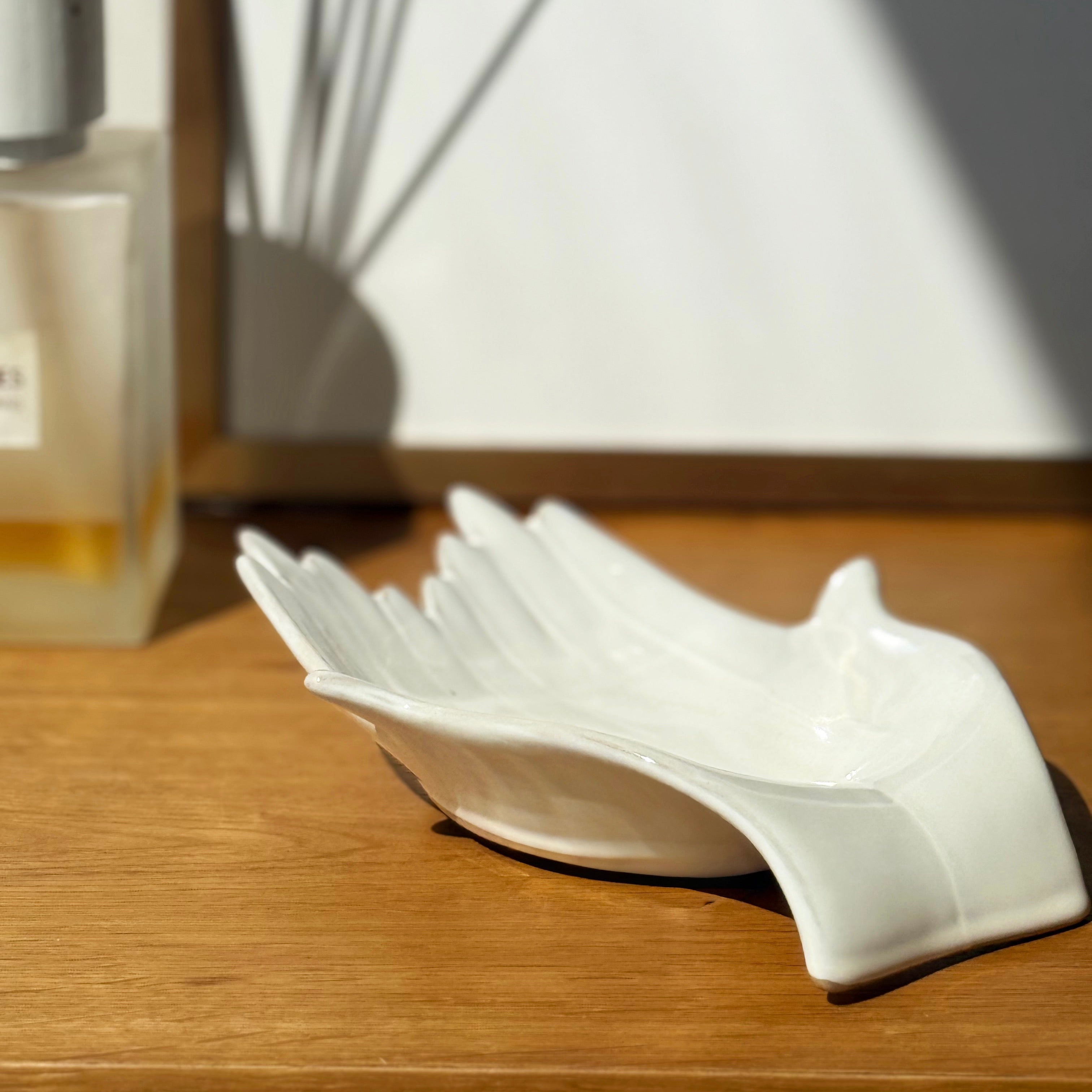 White Hand Dish
