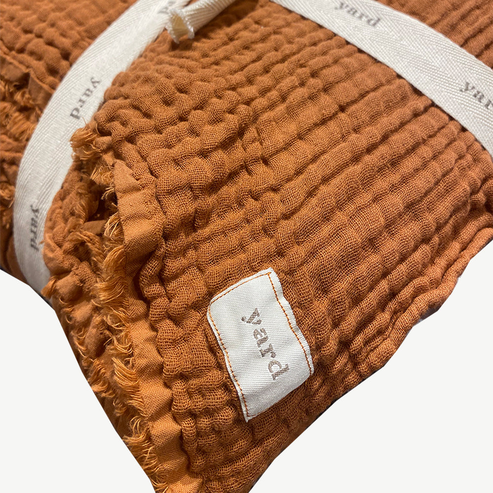 Lark Pecan Throw