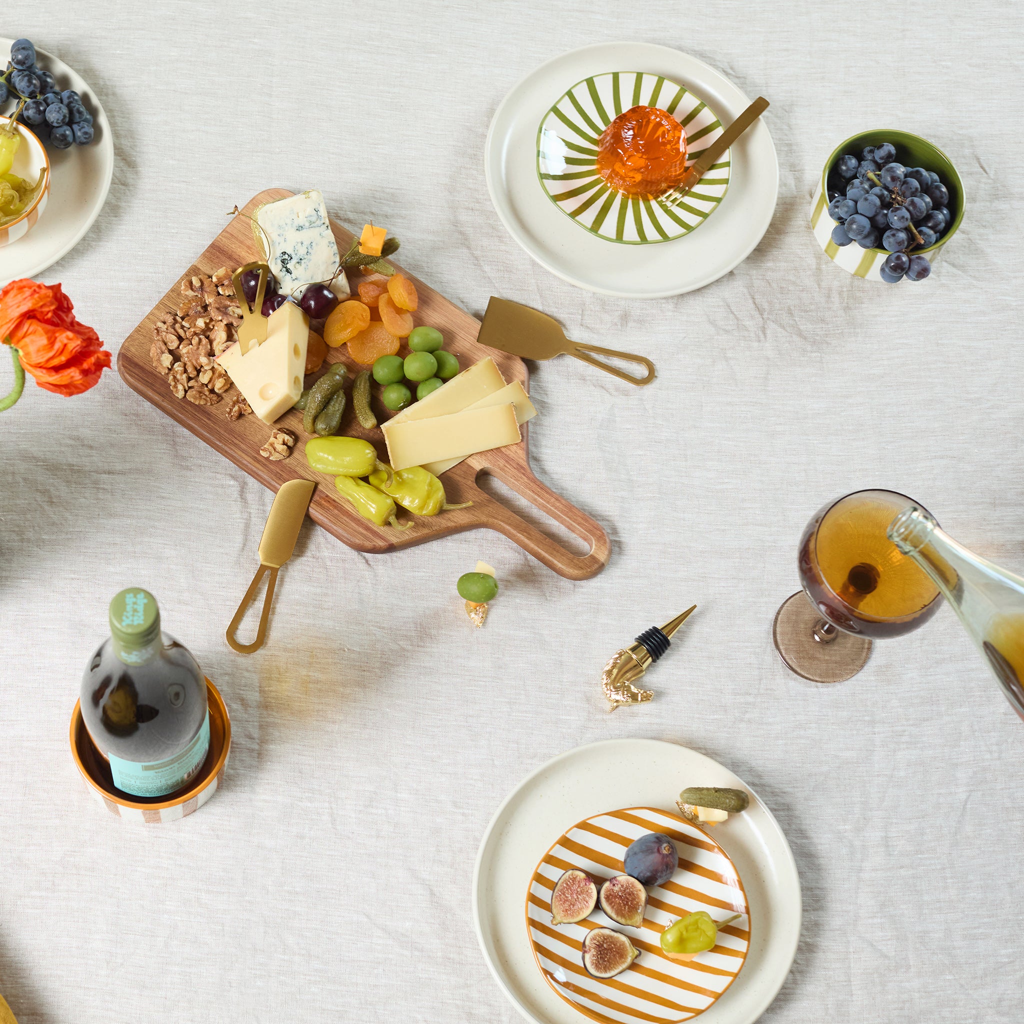 The Izzy Wine Coaster in Green