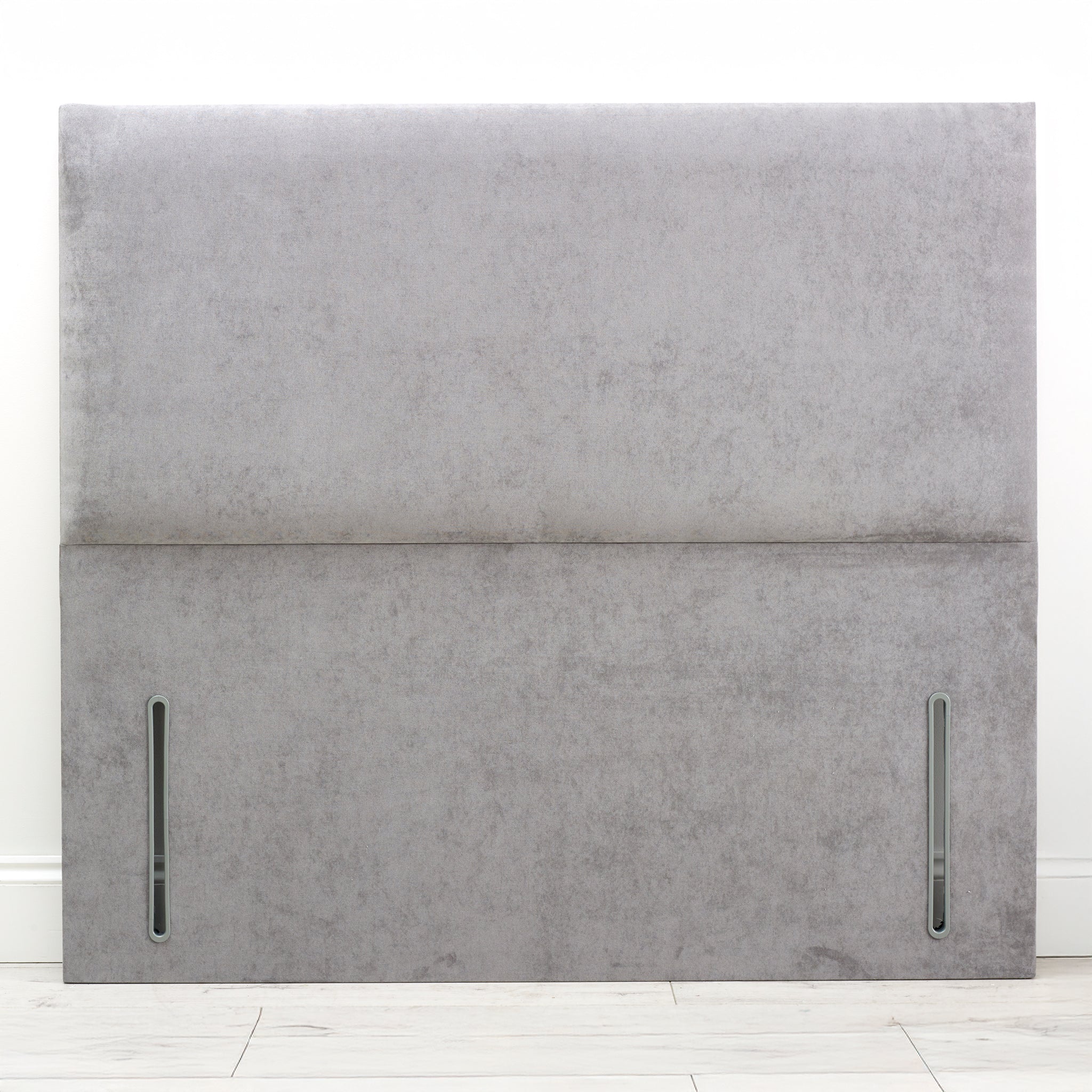 Arighi Bianchi Prarie Headboard in Alaska Silver