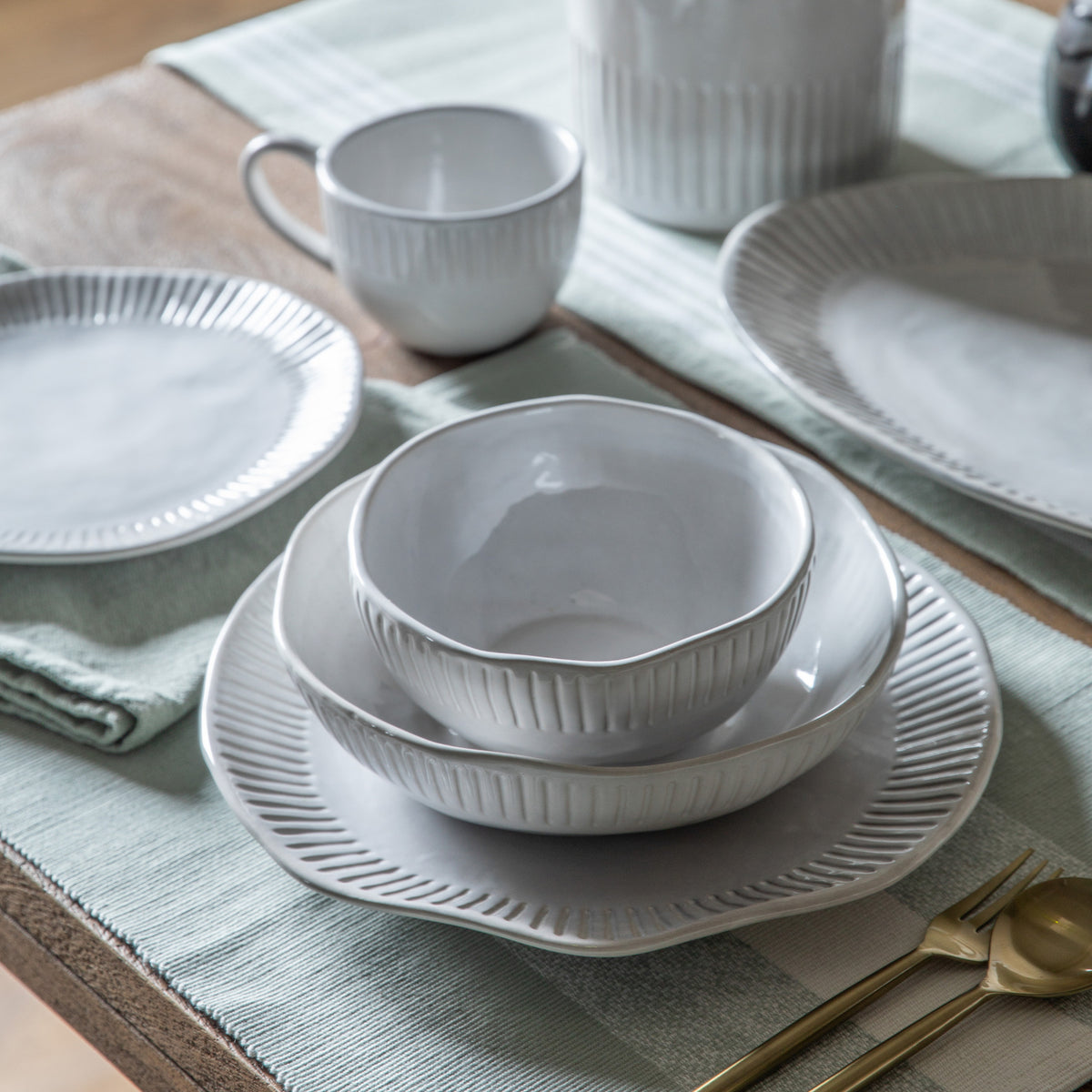 Set of 4 Organic Ridged Bowls