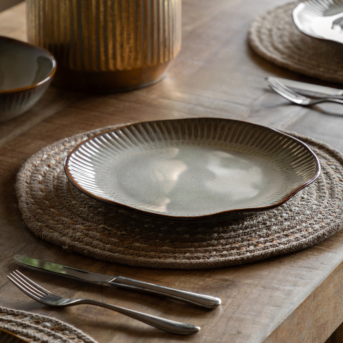Set of 4 Organic Ridged Dinner Plates